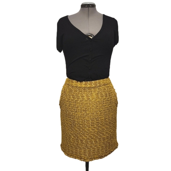Tuzzi knit skirt with sequin detailing on hips - Picture 2 of 9